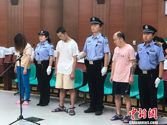 张一辰)西安市中级人民法院18日对三起恶势力犯罪团伙案进行集中宣判